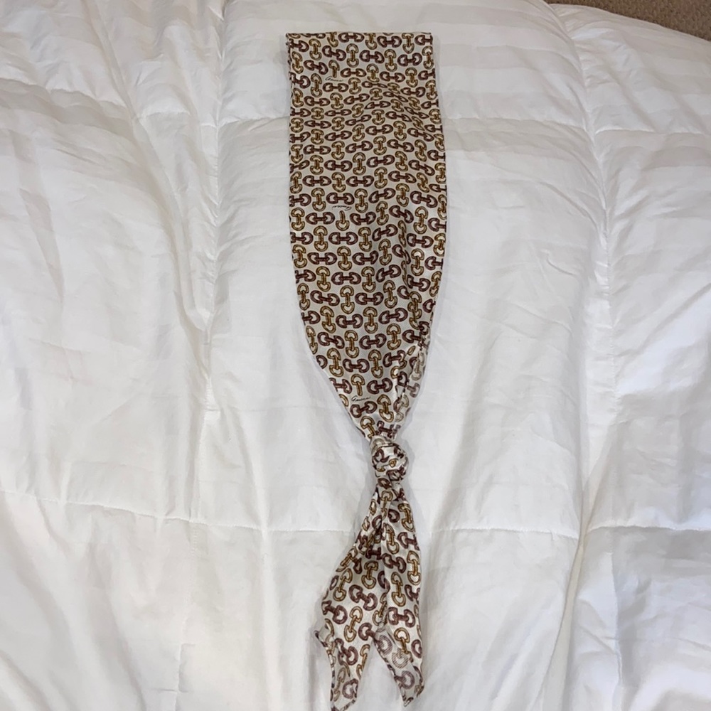 Gucci scarf